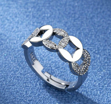 Elegent Silver Ring